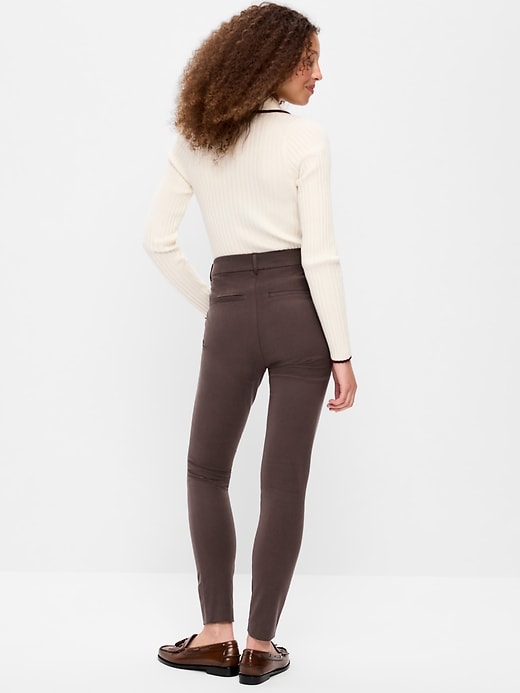 L'image numéro 3 présente Pantalon Pixie ajusté à taille haute longueur cheville
