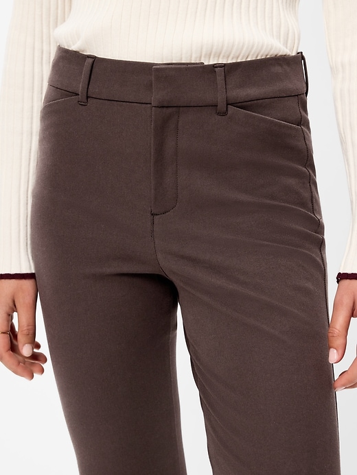 L'image numéro 5 présente Pantalon Pixie ajusté à taille haute longueur cheville