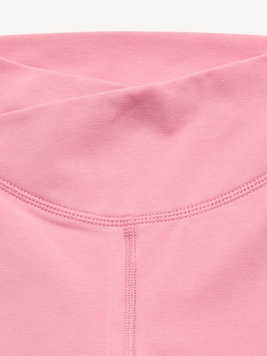 L'image numéro 3 présente Legging PowerChill jambe évasée à taille haute croisée pour fille