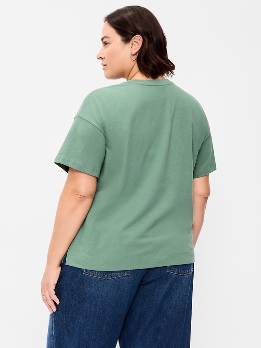 L'image numéro 8 présente T-shirt vintage