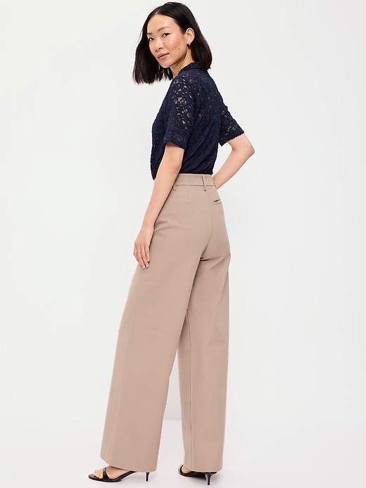L'image numéro 3 présente Pantalon Pixie à jambe ultra-large à taille haute