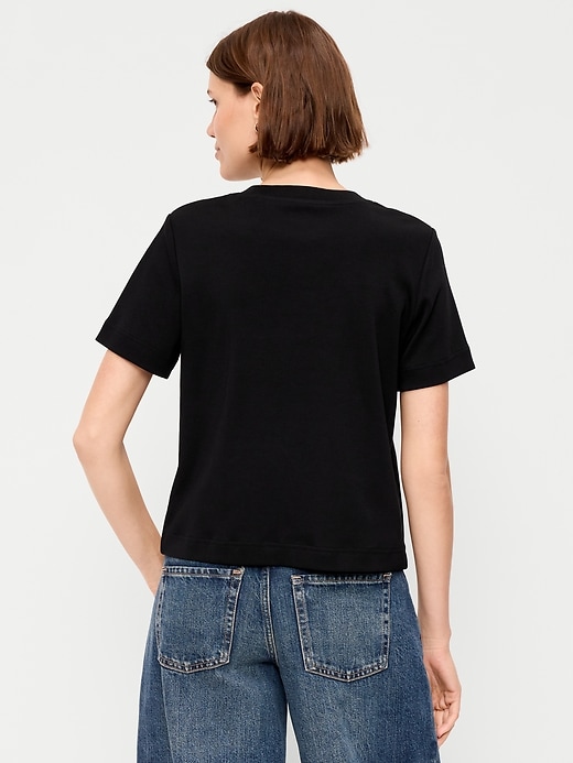 L'image numéro 2 présente T-shirt ras du cou court en tissu épais
