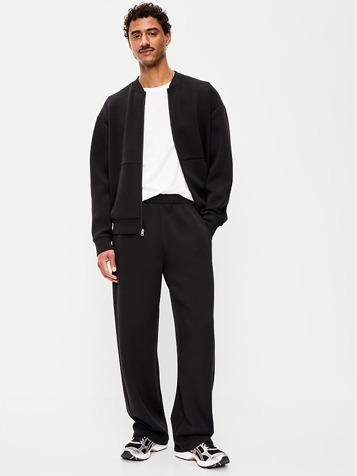 L'image numéro 1 présente Pantalon en coton ouaté coupe généreuse en molleton raffiné