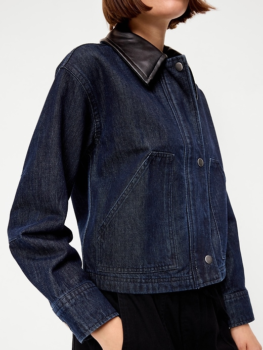 L'image numéro 5 présente Veste campagnarde en denim