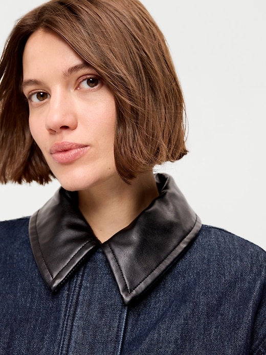 L'image numéro 4 présente Veste campagnarde en denim