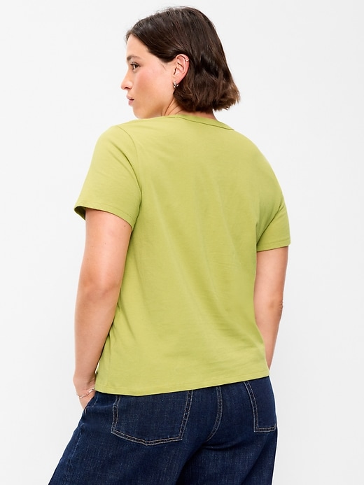 L'image numéro 4 présente T-shirt passe-partout ras du cou