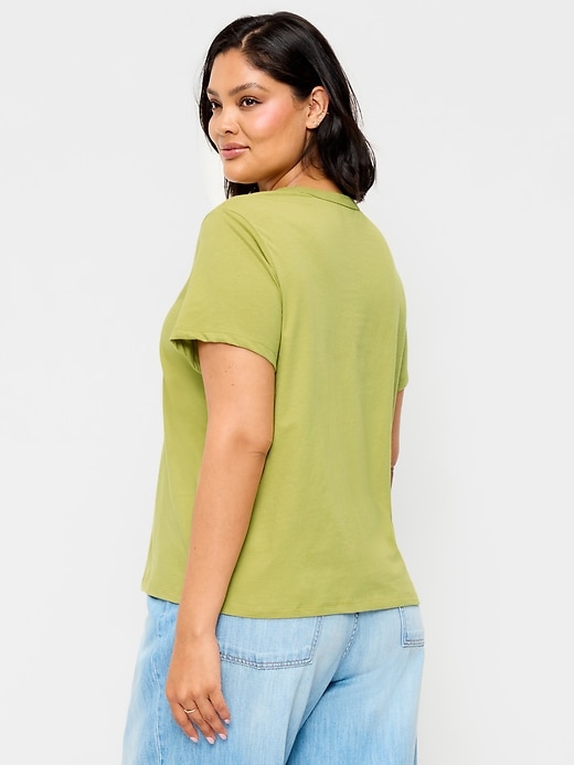 L'image numéro 6 présente T-shirt passe-partout ras du cou