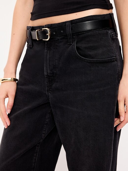 L'image numéro 5 présente Jean ample à taille basse