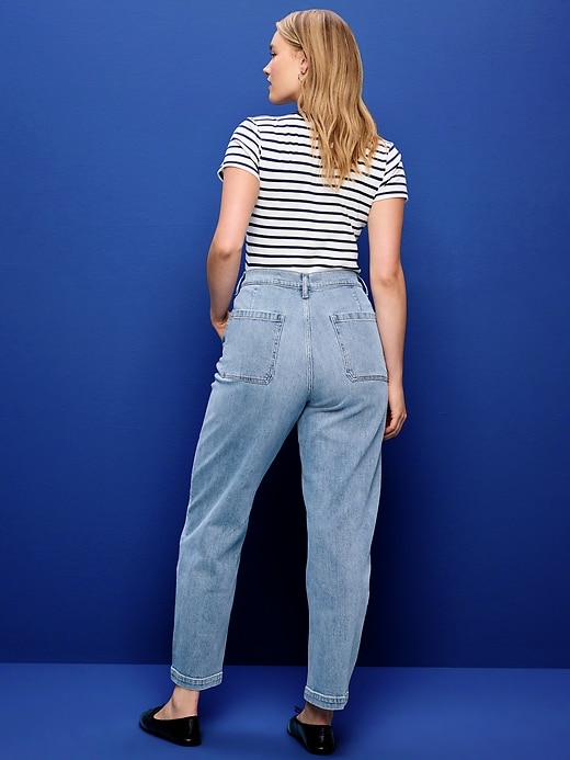 L'image numéro 7 présente Jean coupe généreuse baril à taille haute longueur cheville