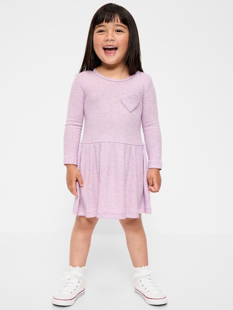 ROBE CÔTELÉE AVEC POCHE EN FORME DE CŒUR À MANCHES LONGUES POUR TOUTE-PETITE