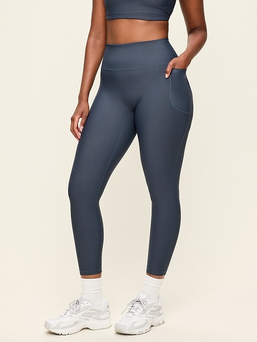 L'image numéro 6 présente Legging PowerSoft sans limites à poche à taille très haute, longueur 7/8 – Sans couture avant