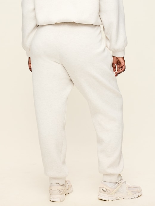 Image number 7 showing, High-Waisted Bounce Fleece Jogger Sweatpants