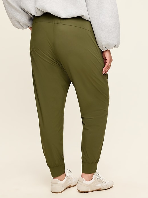 L'image numéro 9 présente Pantalon de jogging Tech Élégant à taille haute
