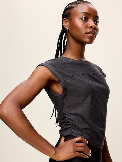 Image number 4 showing, CloudMotion Muscle Tank Top