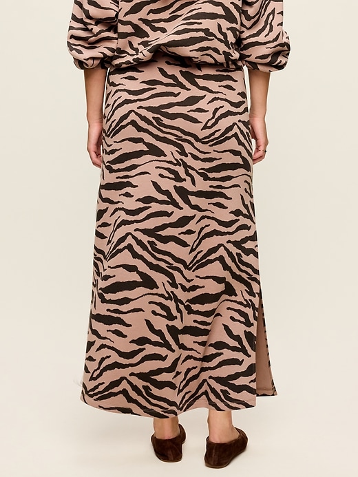 Image number 5 showing, High-Waisted Bounce Fleece Maxi Skirt