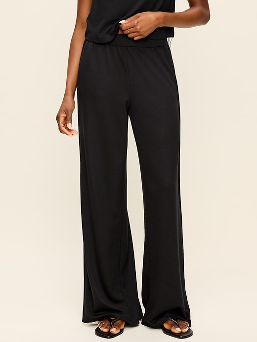 L'image numéro 1 présente Pantalon fluide à jambe large et taille haute en molleton cocooning