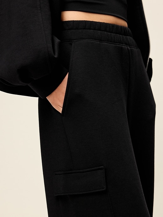 Image number 5 showing, High-Waisted Bounce Fleece Wide-Leg Cargo Sweatpants