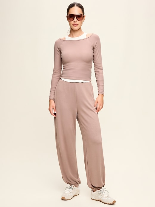 L'image numéro 2 présente Pantalon de jogging surdimensionné bouffant en molleton raffiné
