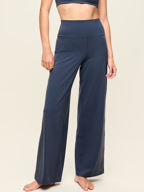 High-Waisted StudioSmooth Wide-Leg Pants