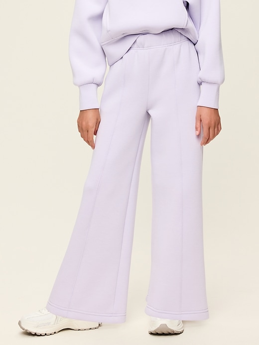 L'image numéro 1 présente Pantalon en molleton raffiné à jambe large et à taille haute pour fille