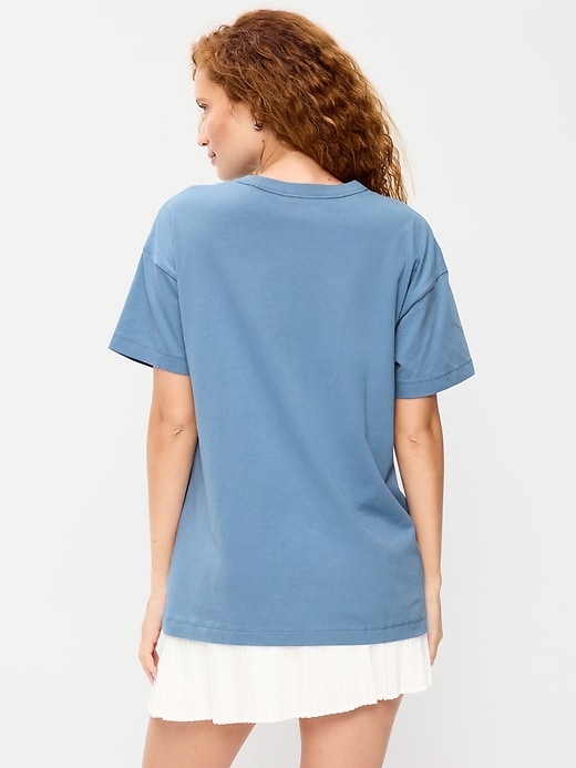 L'image numéro 2 présente T-shirt tunique passe-partout surdimensionné