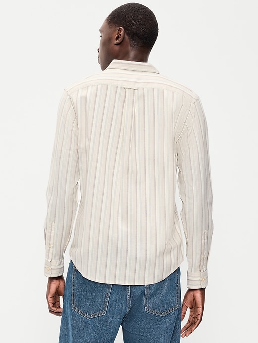 L'image numéro 2 présente Chemise Oxford passe-partout coupe classique