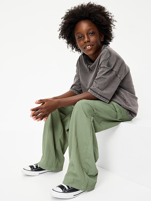 L'image numéro 3 présente Pantalon cargo coupe très généreuse à taille extensible pour Garçon