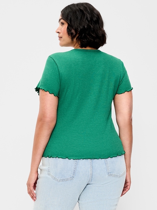 L'image numéro 7 présente T-shirt ajusté court en tricot gaufré