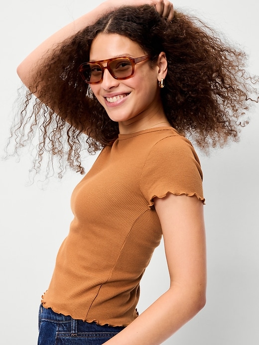 Image number 3 showing, Fitted Waffle-Knit Cropped T-Shirt