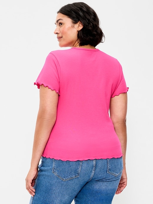 L'image numéro 9 présente T-shirt ajusté court en tricot gaufré