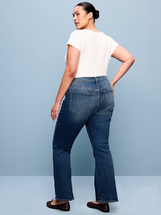 L'image numéro 7 présente Jean Wow semi-évasé à taille basse