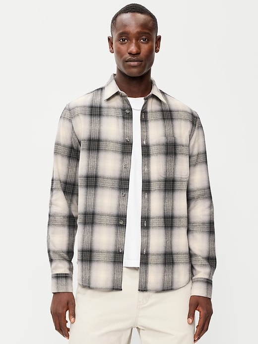 Image number 1 showing, Relaxed Long-Sleeve Plaid Flannel Pocket Shirt
