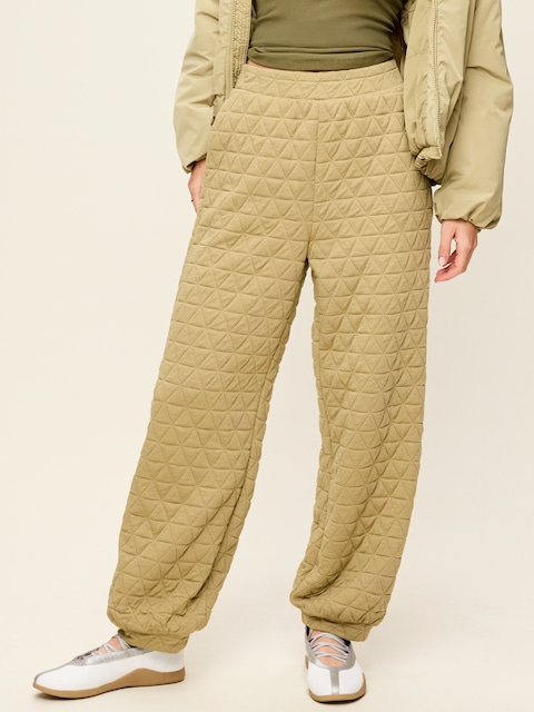 PANTALON EN MOLLETON RAFFINÉ MATELASSÉ