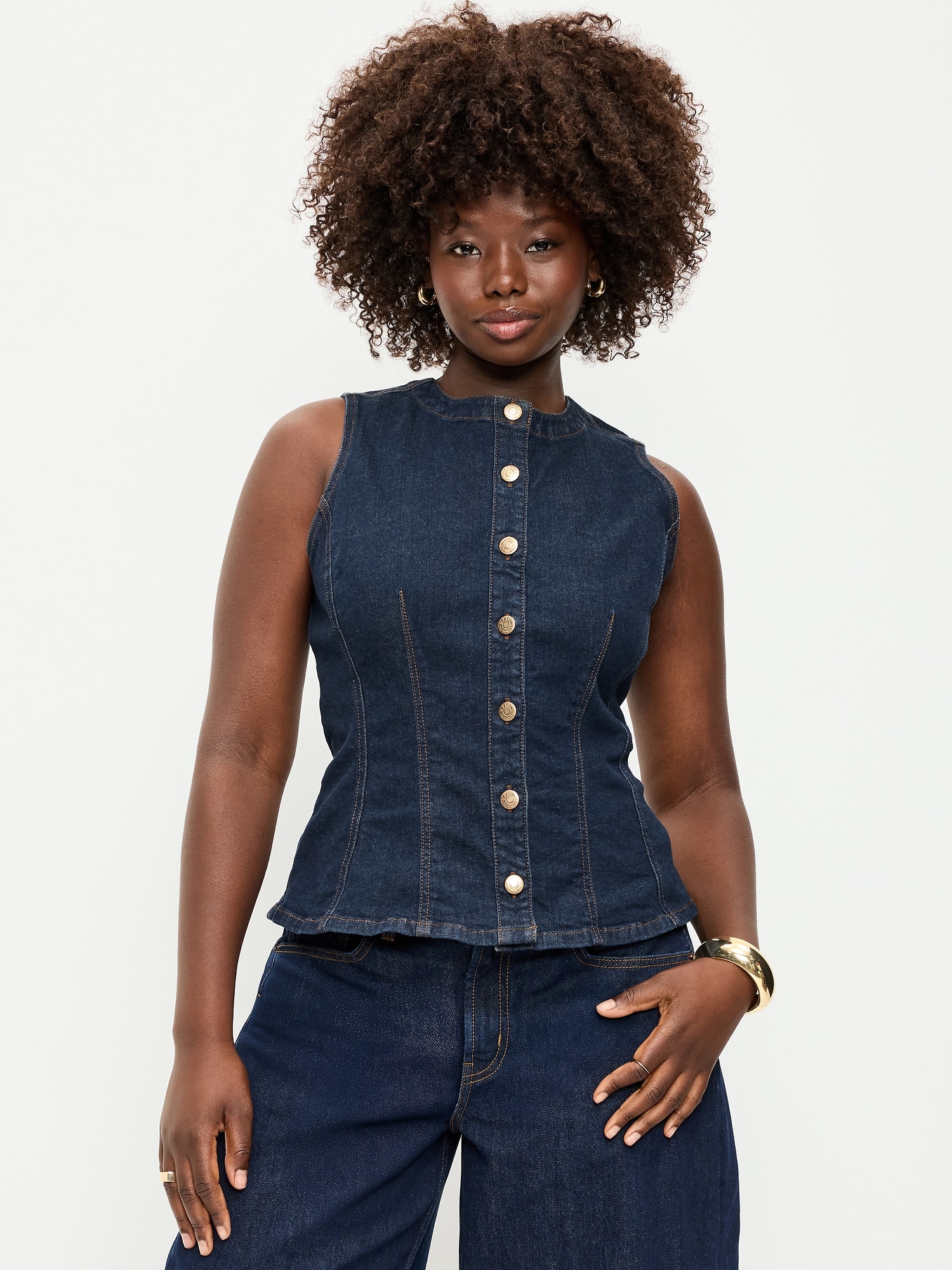 Fitted Sleeveless Button-Front Top