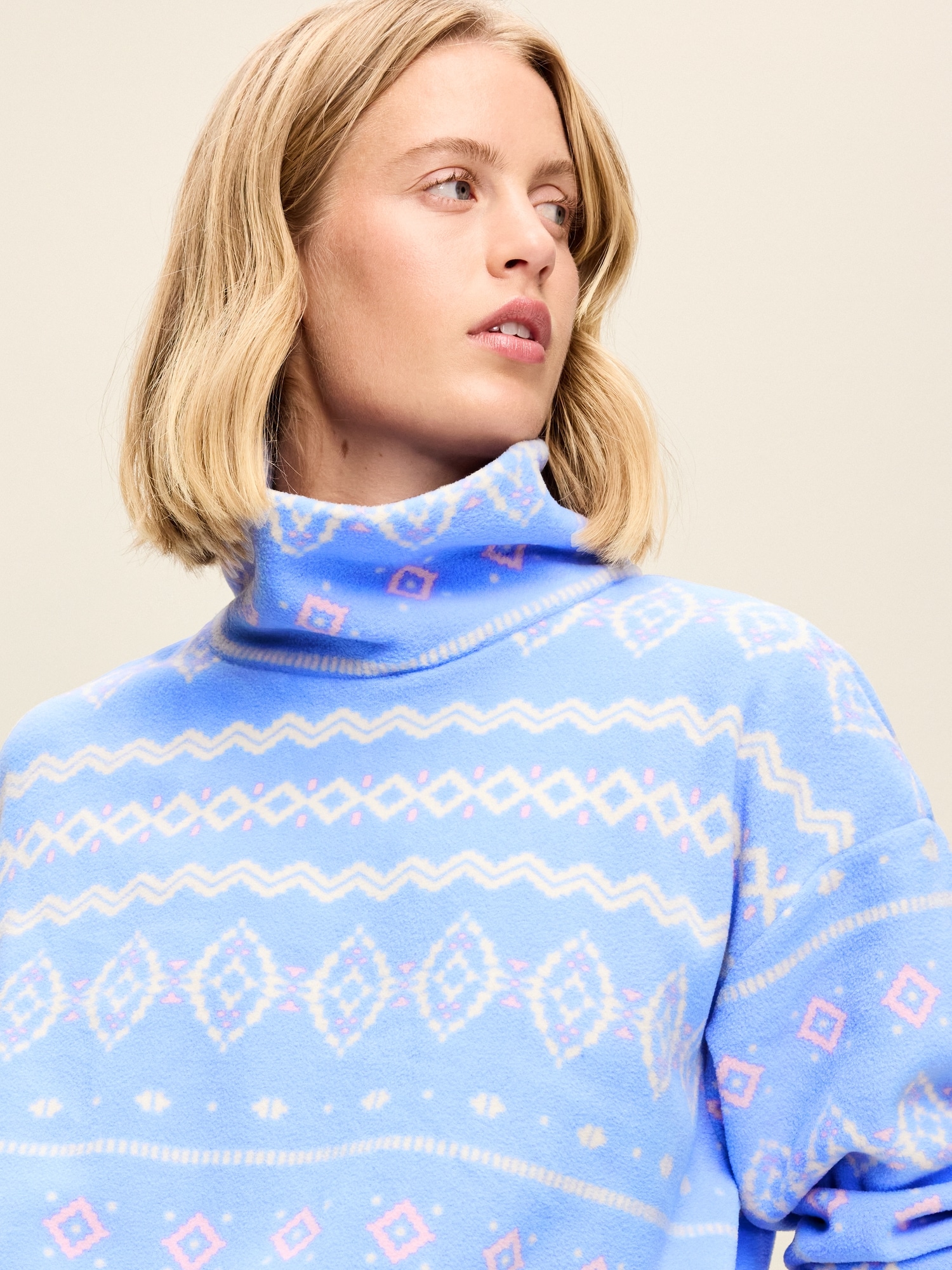 Performance Fleece Bubble-Hem Popover