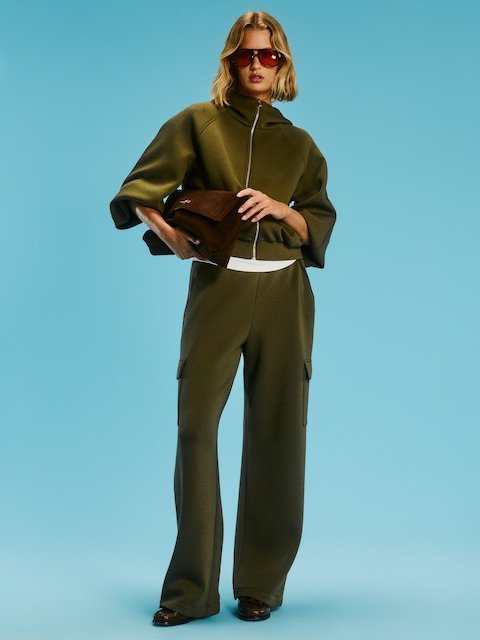 High-Waisted Bounce Fleece Wide-Leg Cargo Sweatpants