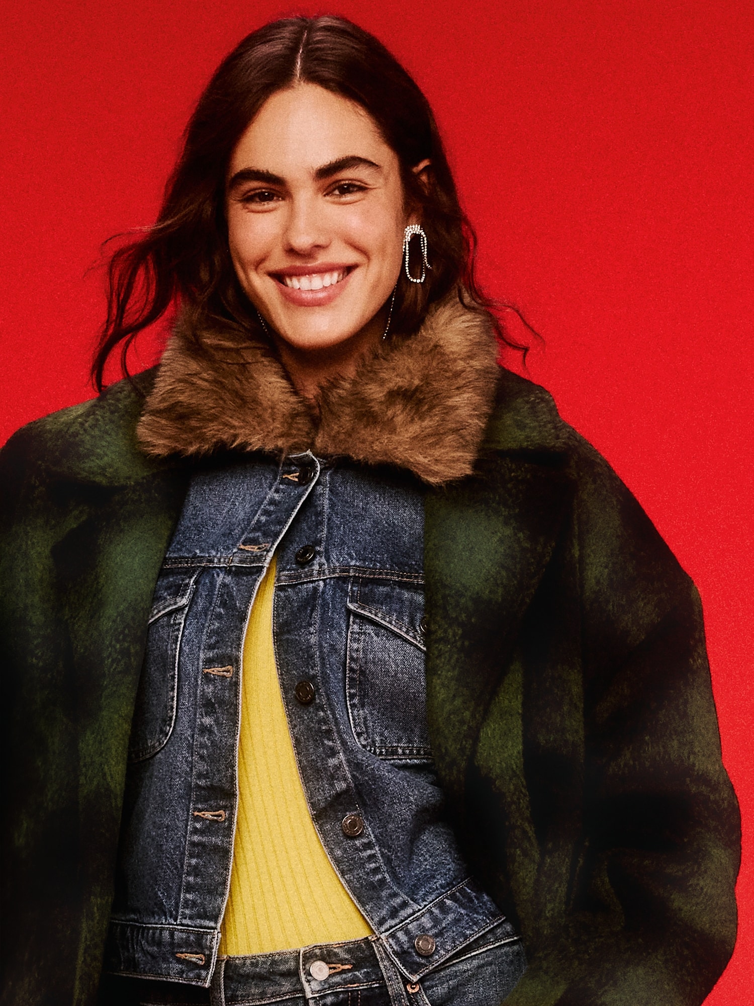 Faux-Fur Collar Cropped Denim Trucker Jacket